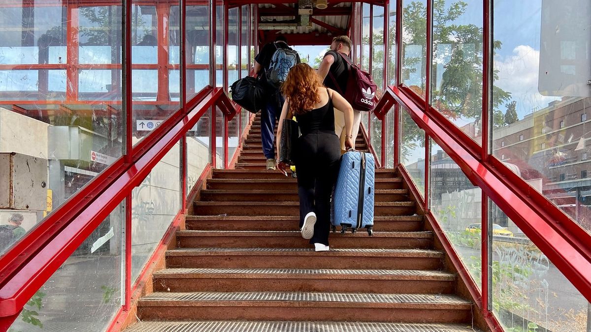 Újabb csapás a Budapestre érkezőknek: tervben sincs a horrorátjáró felújítása