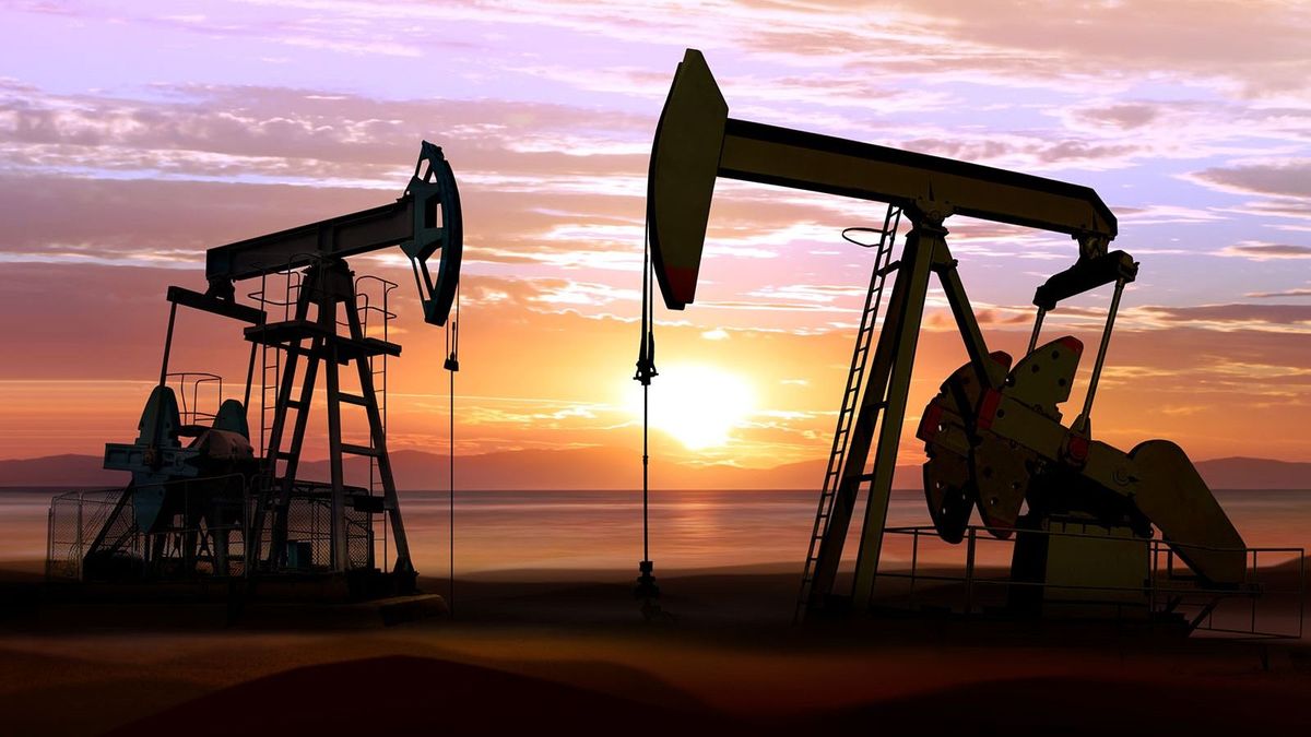 Brutális üzemanyagárakat hozhat a zabolátlanul erősödő nemzetközi olajár 