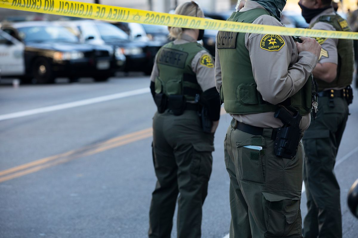 Los,Angeles,,California,,Usa,-,January,20,,2021:,Los,Angeles
Los Angeles, California, USA - January 20, 2021: Los Angeles County Sheriff officers respond to an incident.