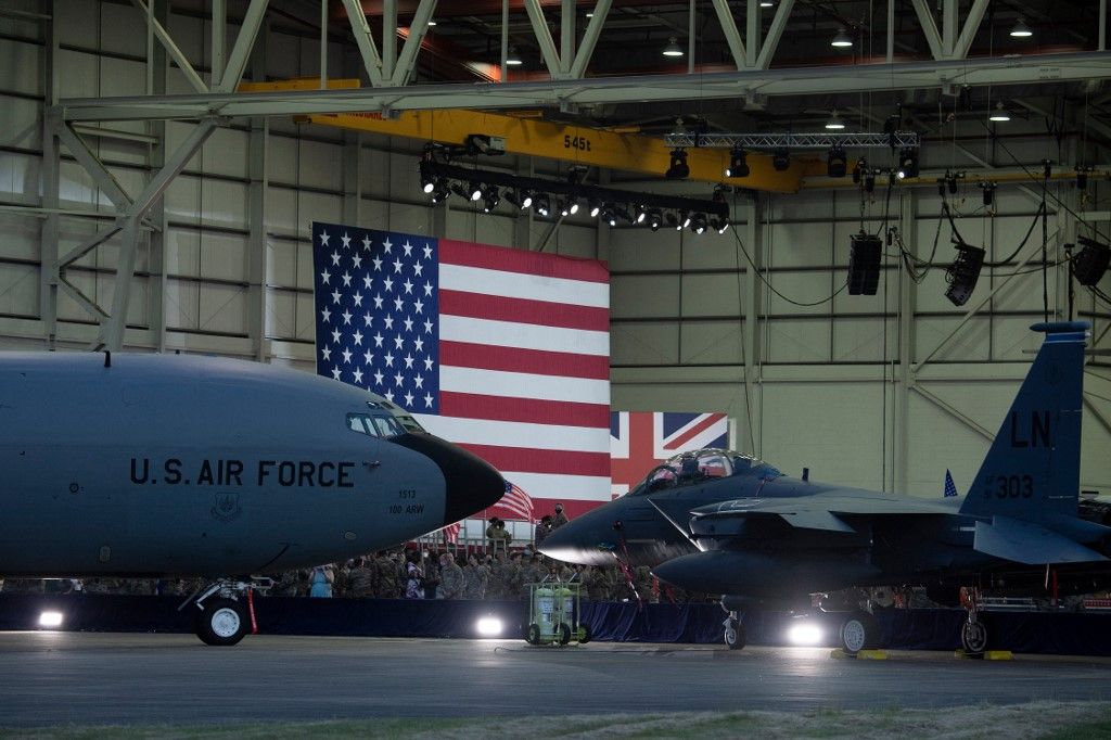 A general view of the hangar where US President Joe Biden addressed US Air Force personnel and their families stationed at Royal Air Force Mildenhall, is pictured in Suffolk, England on June 9, 2021, ahead of the three-day G7 Summit. G7 leaders from Canada, France, Germany, Italy, Japan, the UK and the United States meet this weekend for the first time in nearly two years, for the three-day talks in Carbis Bay, Cornwall. (Photo by Brendan Smialowski / AFP)