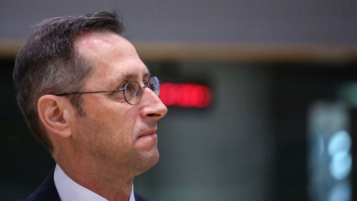 Varga Mihály: a magyar költségvetés erején felül biztosítja a határokat