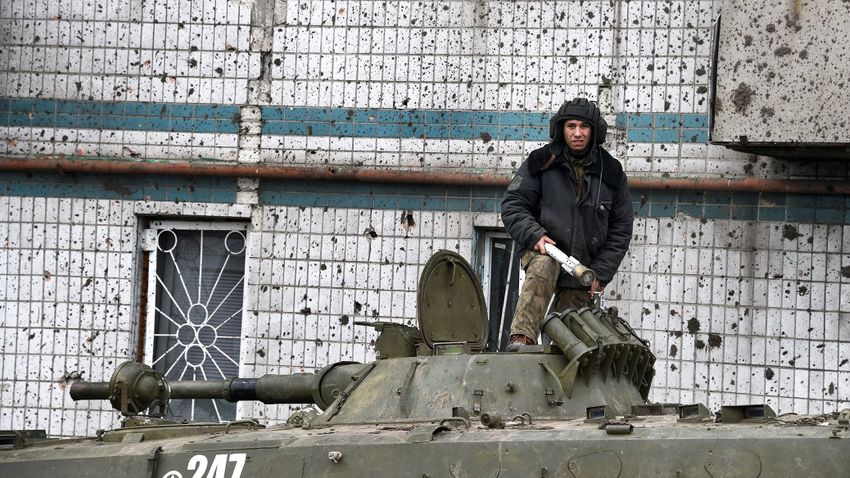 Egy Ukrajna-párti félkatonai szervezet átjutott az orosz határon, Belgorodban harcolhatnak