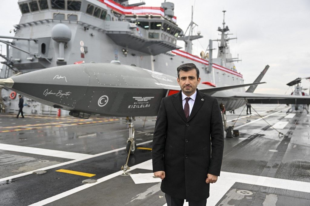 Turkish navy receives Turkiye's largest warship TCG Anadolu