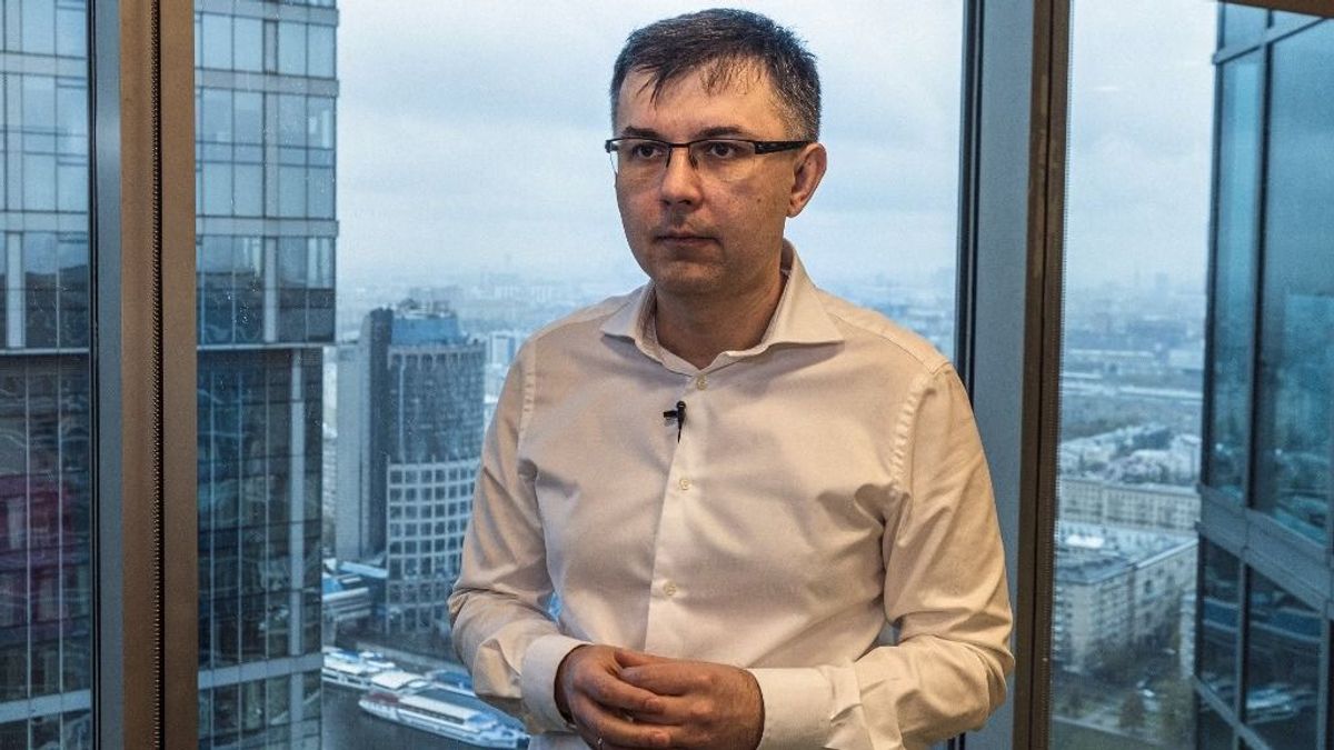 Három orosz üzletember kerülhet le a szankciós listáról