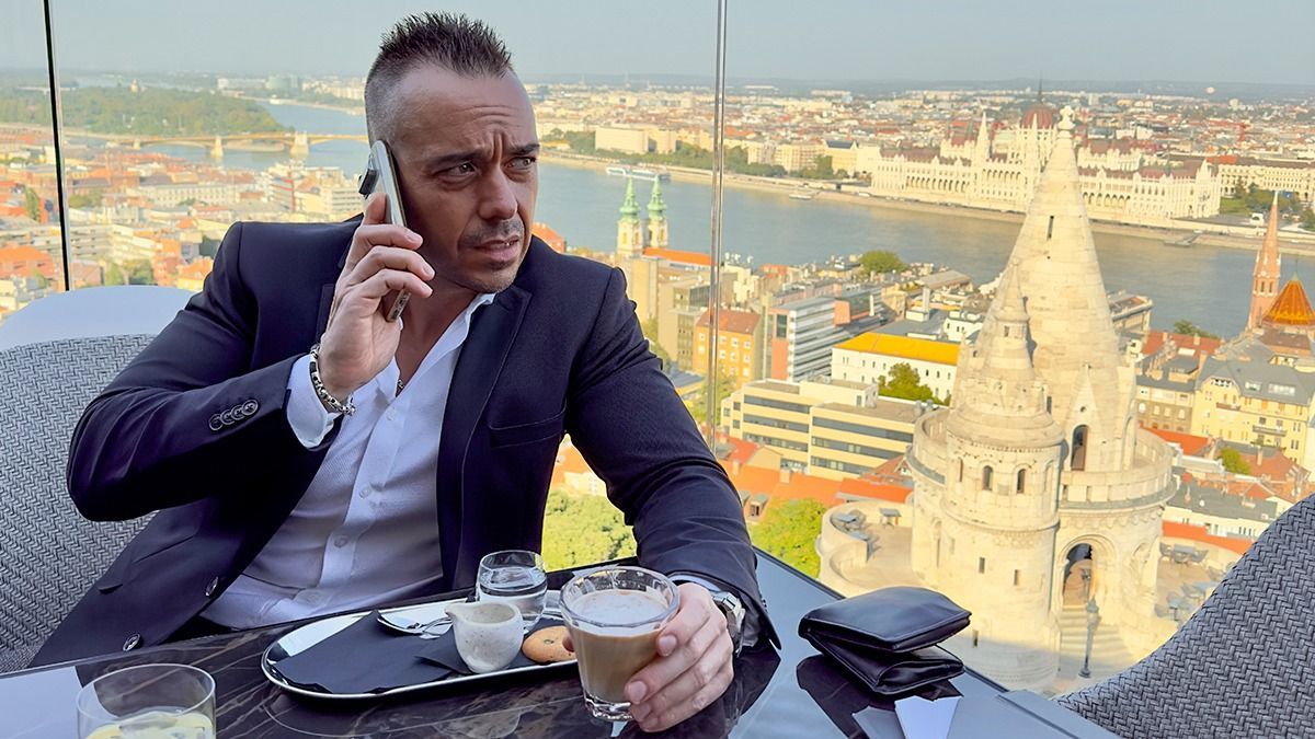 Közösségi vásárlással támad a magyar kriptomilliárdos