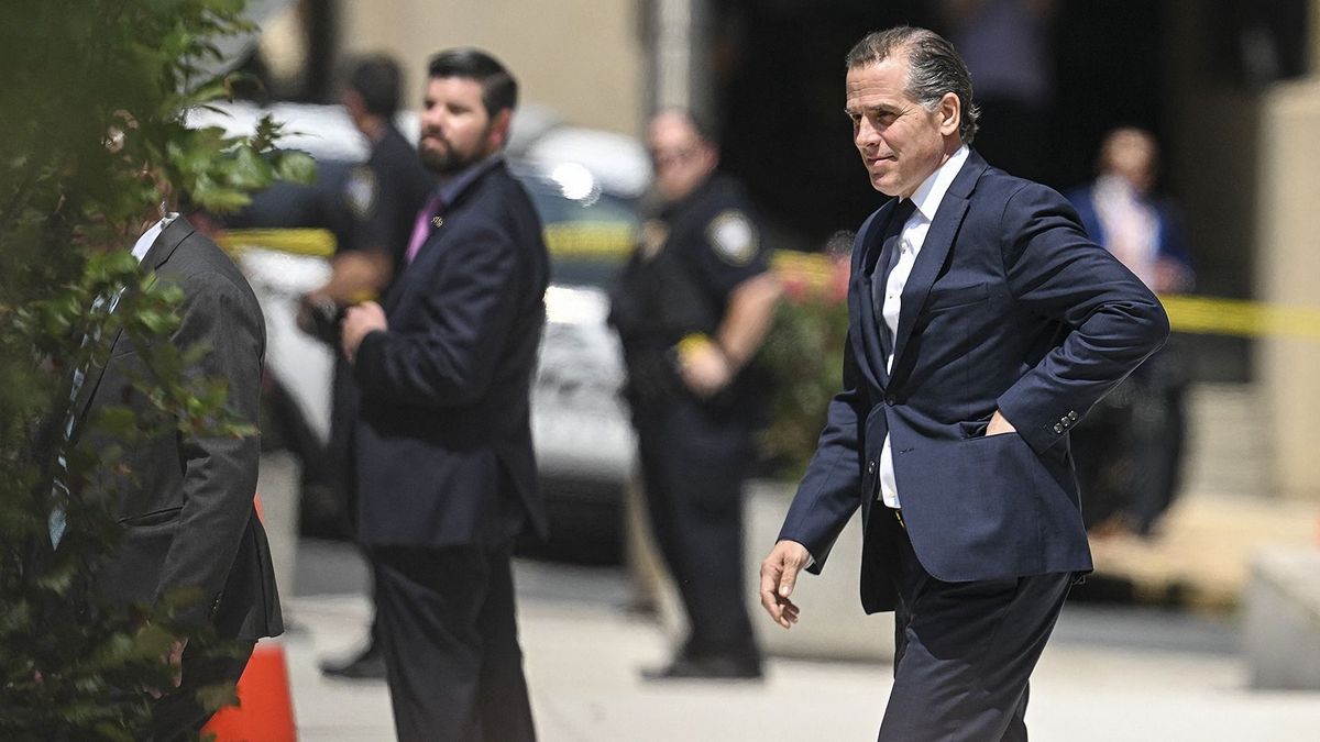 Hunter Biden nekimegy az adóhivatalnak