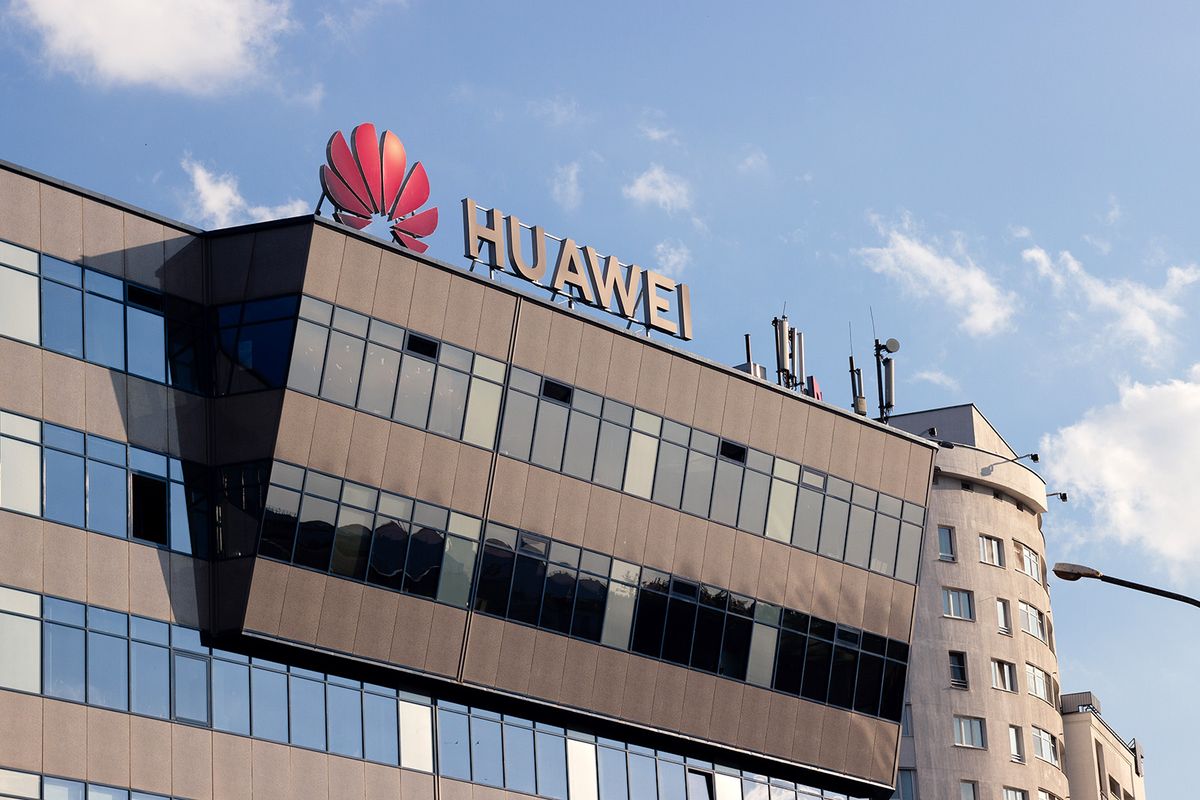 Minsk,,Belarus,-,August,1,,2018,:,Huawei,Logo,At