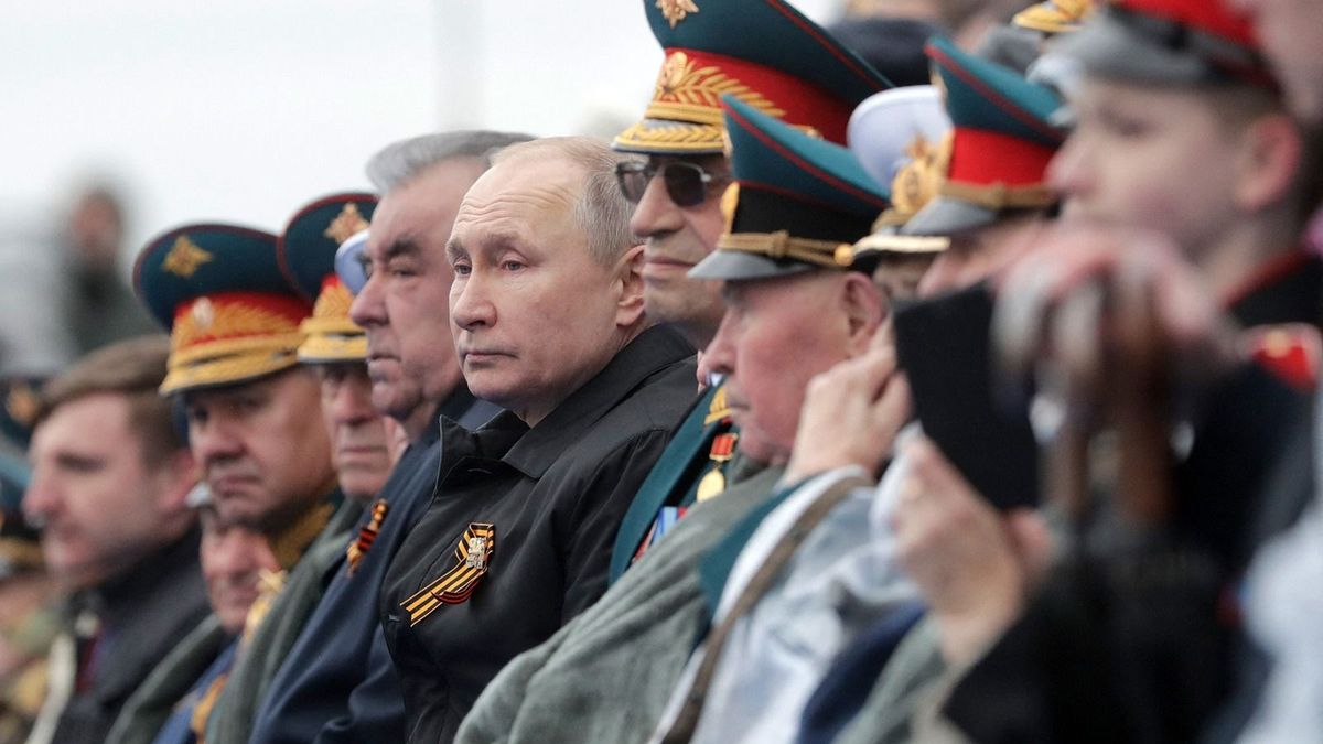 Putyin: nem szorulunk rá, hogy kívülről hívjunk embereket a harci cselekményekhez