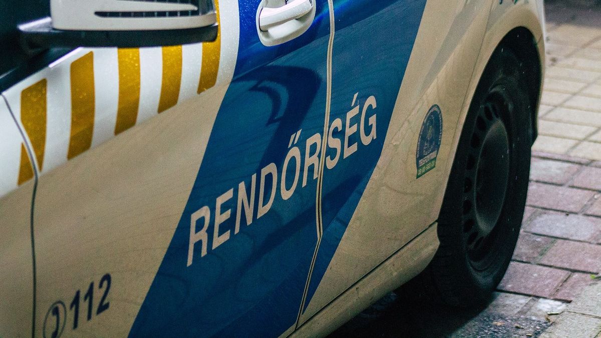 Robbantás történt Esztergomban, egy rendőr meghalt