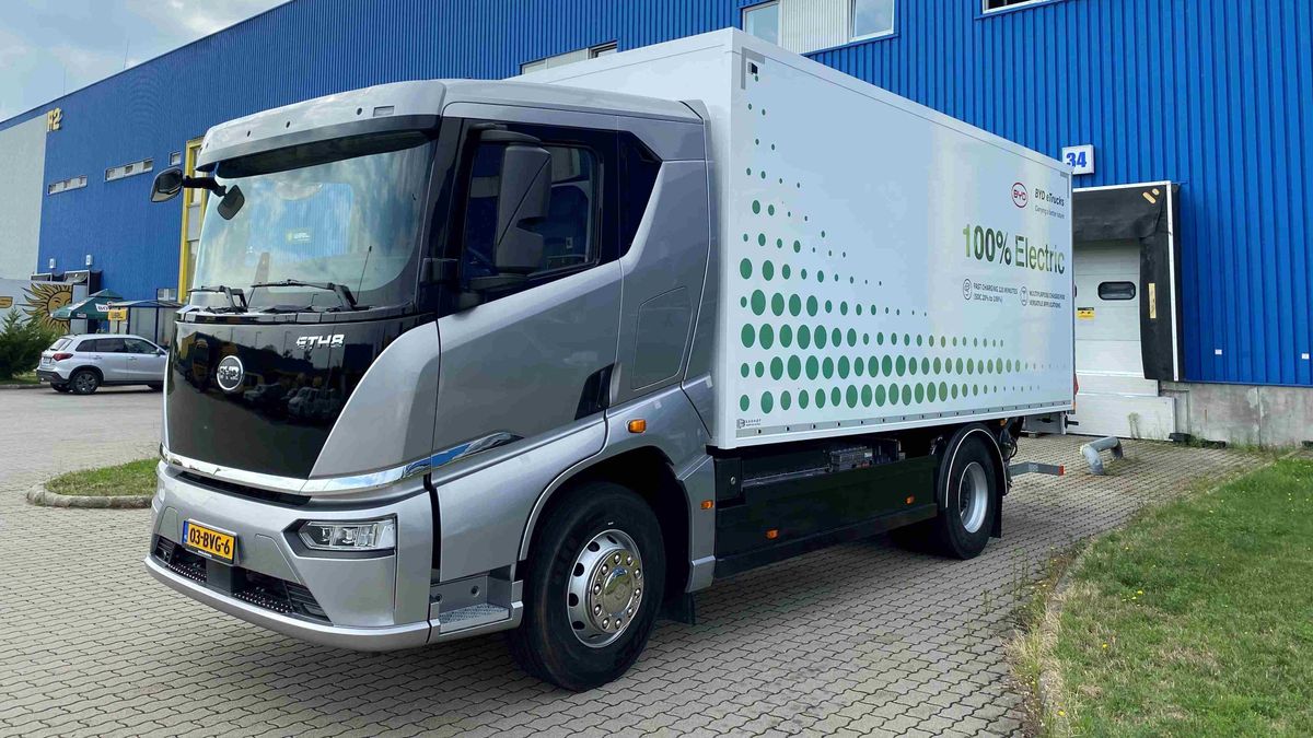 Tesztelte a BYD elektromos teherautóját a Waberer's