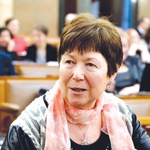 Csath Magdolna egyetemi tanár