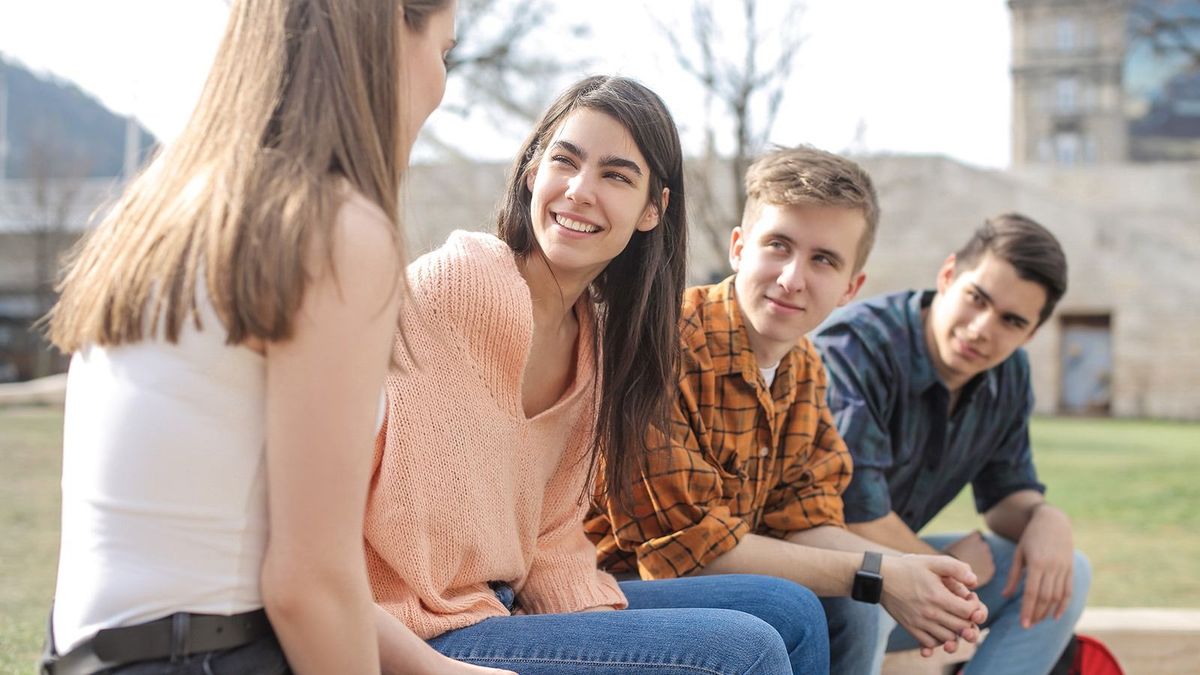 Recept a boldogsághoz: elektromos autók helyett okosvárosokat