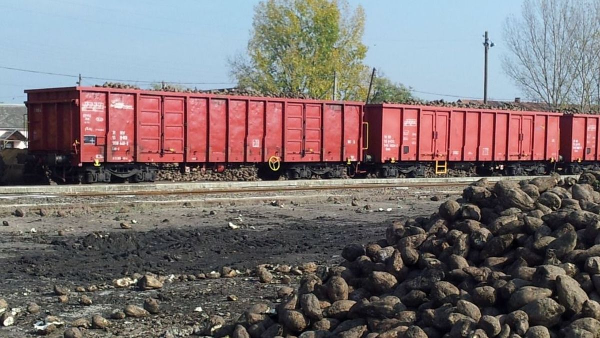 Három és félszer körbejárhatnák a földet a Rail Cargo speciális vonatai