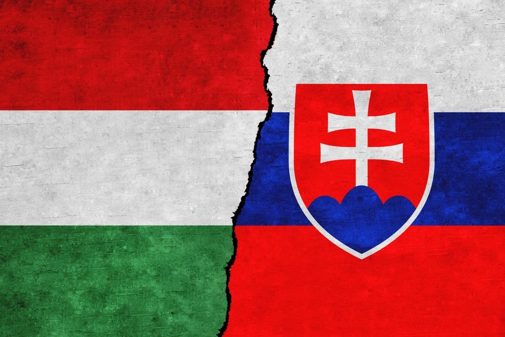 Hungary,And,Slovakia,Painted,Flags,On,A,Wall,With,A