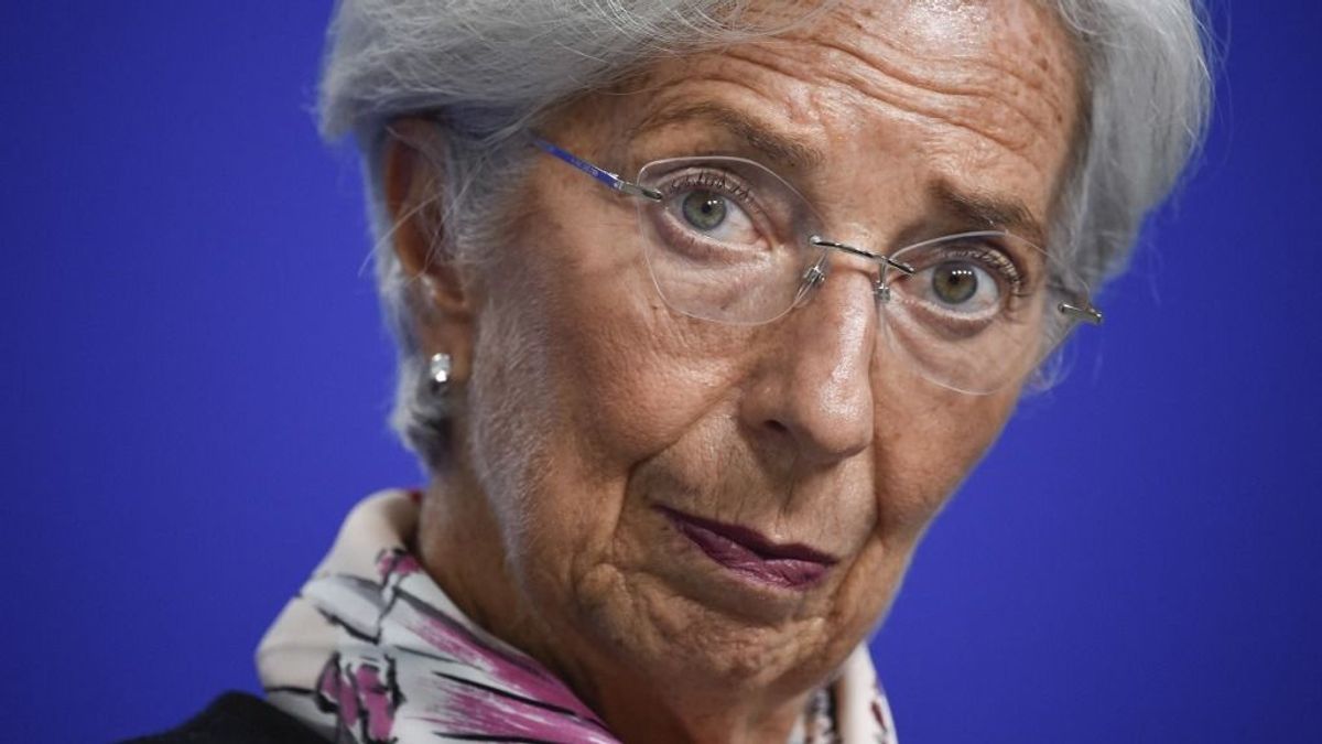 Christine Lagarde: az EKB magasan tartja a kamatokat