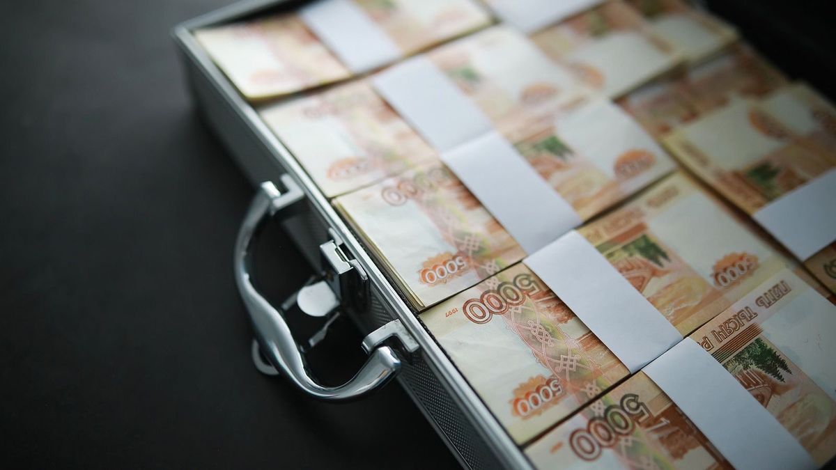 Hazaviszik vagyonukat az orosz milliárdosok