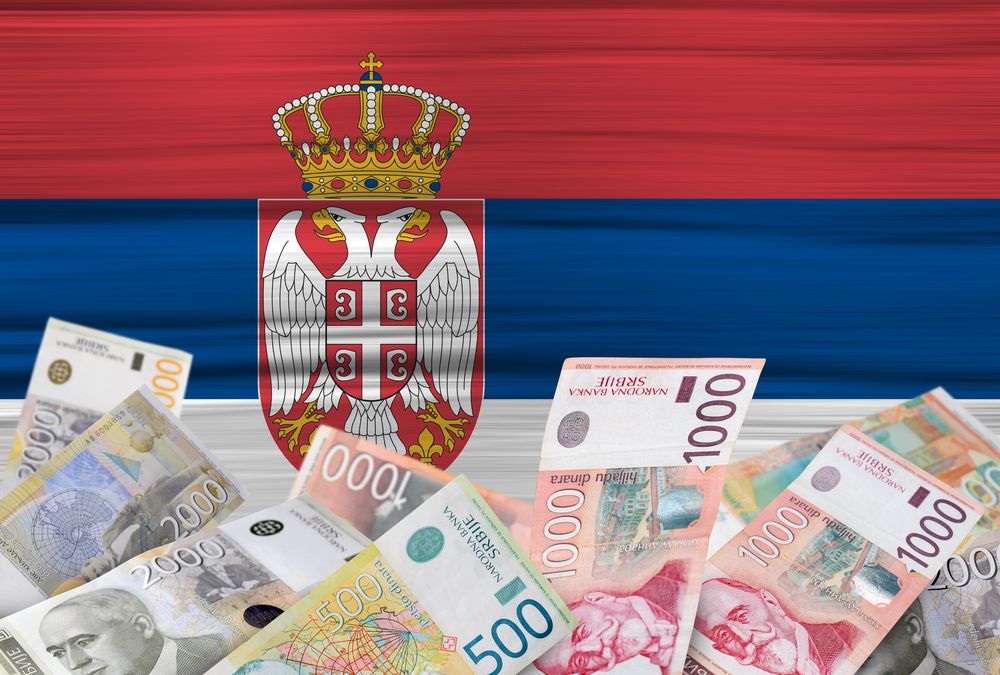 Serbian,Banknotes,With,The,Serbian,Flag