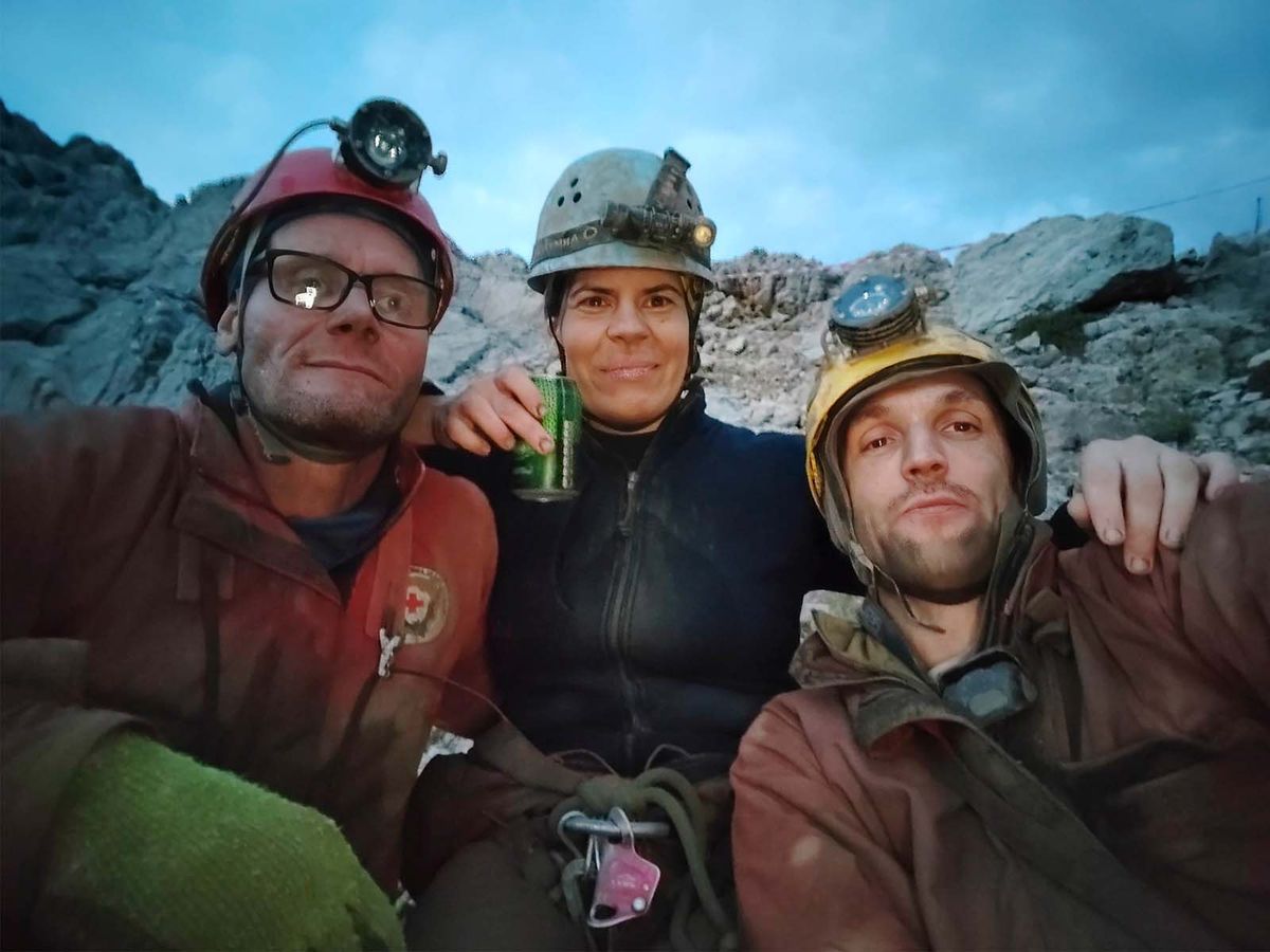 Magyar Barlangi Mentőszolgálat
Dr Zsofia ZADOR doctor of the Hungarian Cave Rescue Services  during the cave rescue operation in Cave Morja in Turkey. Dr Zsofia ZADOR doctor of the Hungarian Cave Rescue Services  during the cave rescue operation in Cave Morja in Turkey.