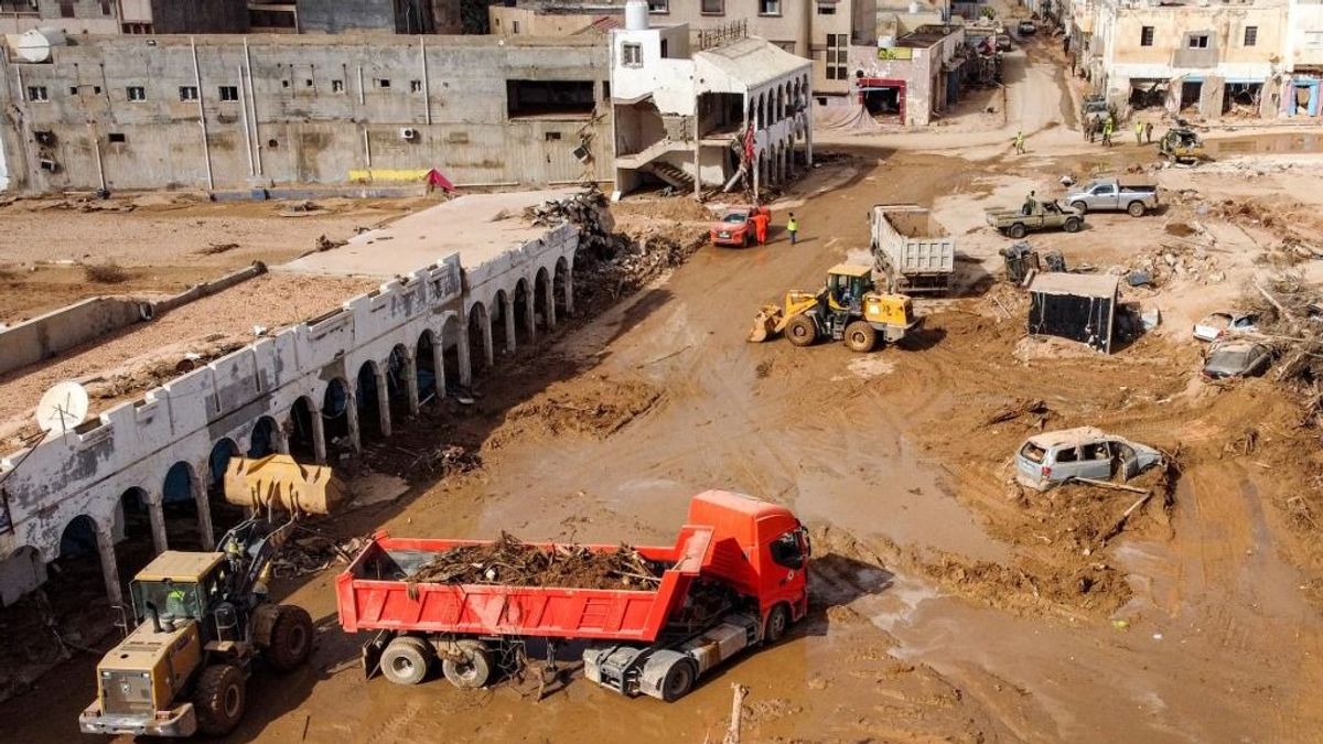 Líbiai árvíz: több tisztségviselőt börtönbe vetettek a dernai katasztrófa körüli nyomozás során
