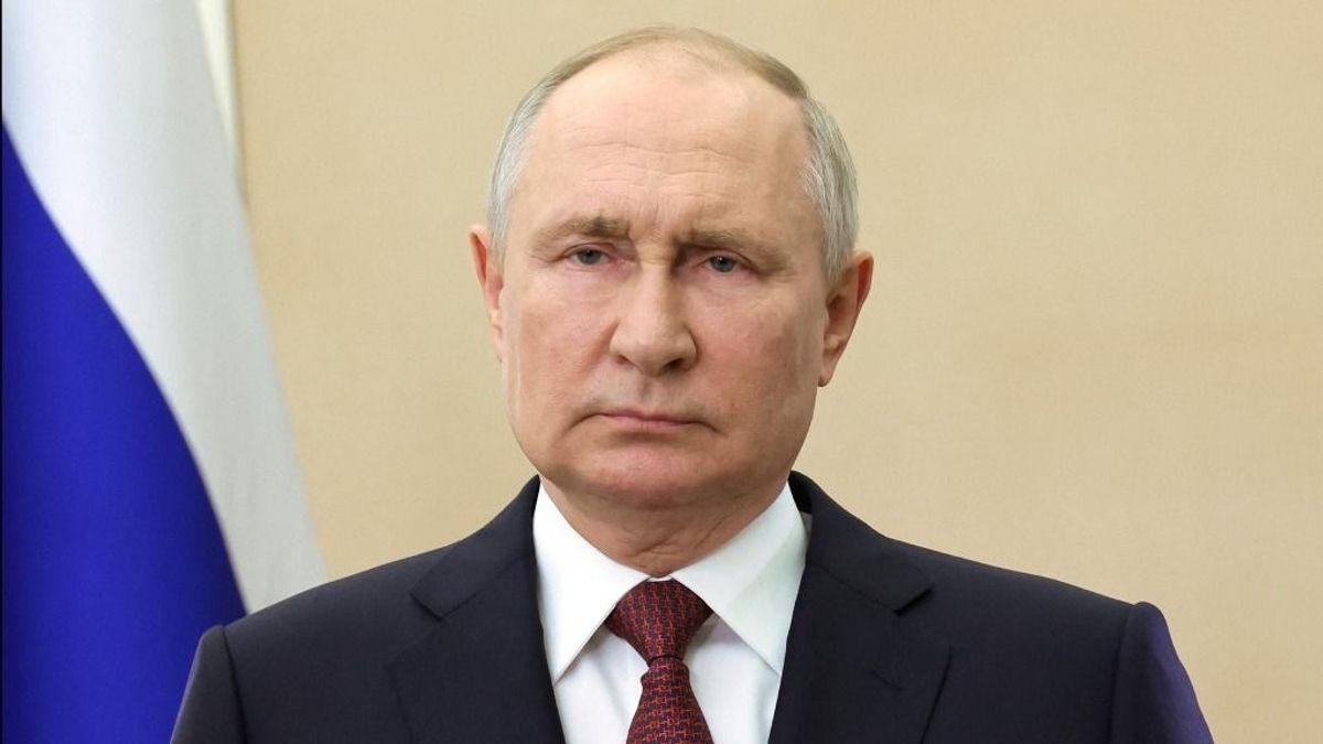 Putyin szerint Washingtonnak kéne tárgyalóasztalhoz ültetnie Zelenszkijt