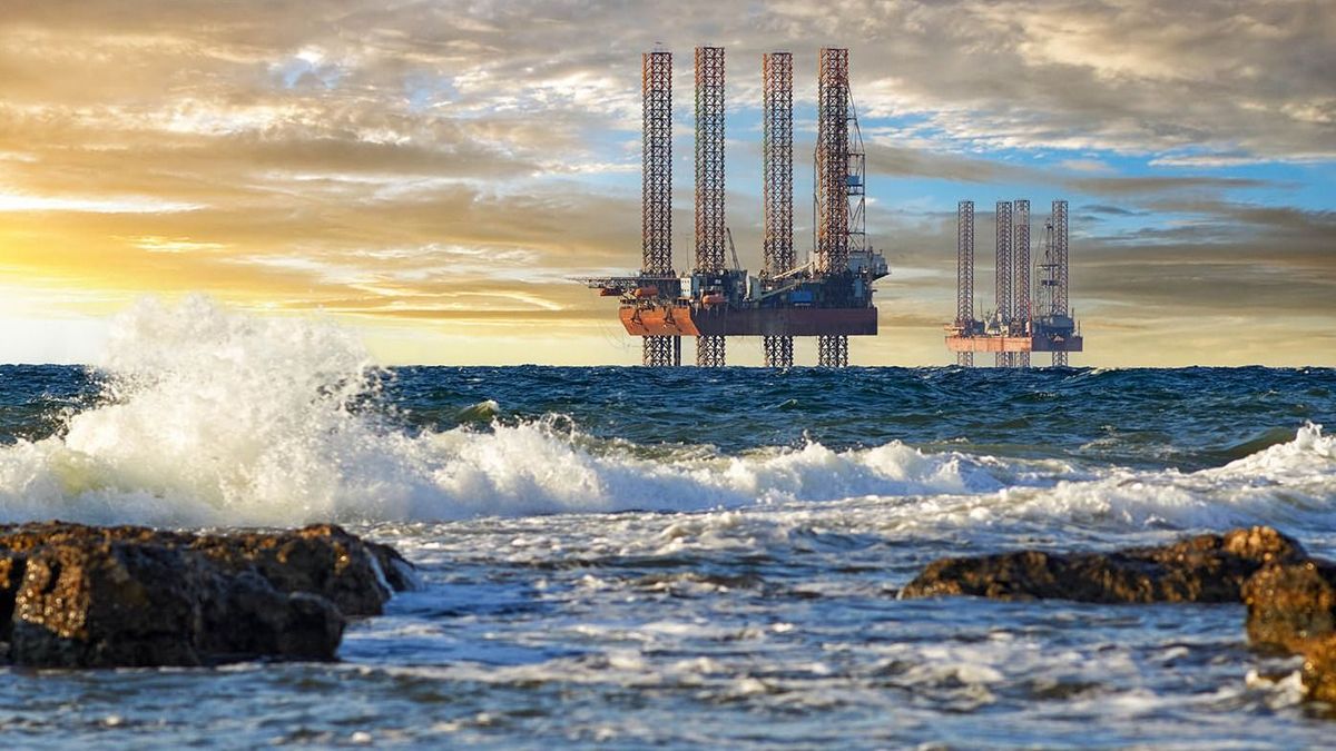 Krím melletti fúrótornyokat foglalt vissza Ukrajna