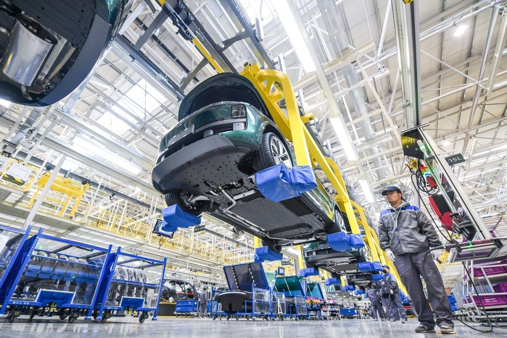 Xinhua Headlines: China rolls out measures to boost economic recovery, confidence(230804) -- BEIJING, Aug. 4, 2023 (Xinhua) -- This photo taken on Feb. 15, 2023 shows a factory of Chinese electric vehicle (EV) maker Li Auto Inc. in Changzhou, east China's Jiangsu Province. (Xinhua/Li Bo) (Photo by Li Bo / XINHUA / Xinhua via AFP)