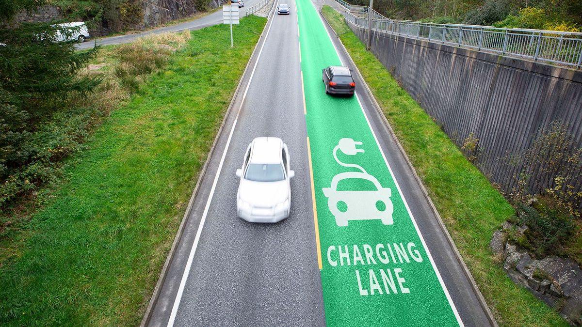 Itt a megoldás az elektromos autózás legnagyobb problémájára: hárommilliárd forintba kerül és egy kilométer hosszú