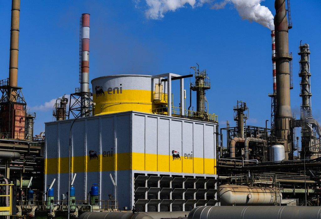 The Sannazzaro refinery of Italian multinational oil and gas company ENI is pictured on March 29, 2019 in Sannazzaro de Burgondi, south of Milan. (Photo by Miguel MEDINA / AFP)