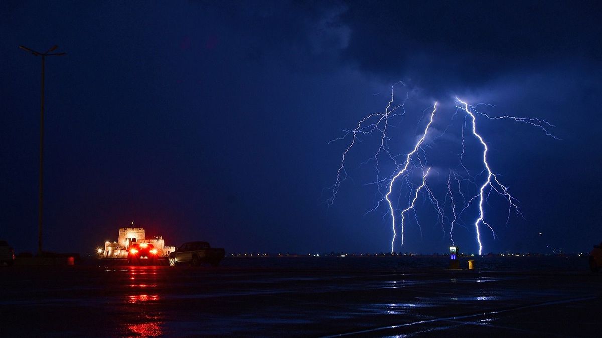 Természeti csapás Görögországban: árvizekkel járó viharok csaptak le