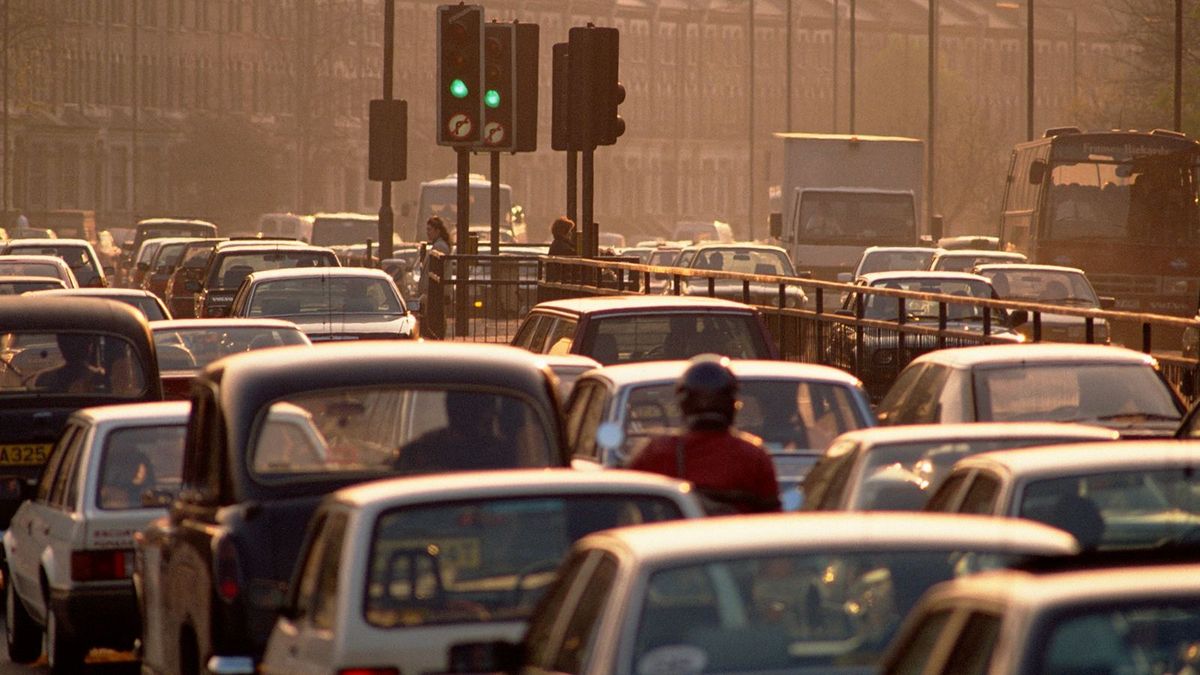 Rishi Sunak szén-dioxid-vezércsele kiverte a biztosítékot néhány autógyártónál, ám vannak nyertesei is a pálfordulásnak