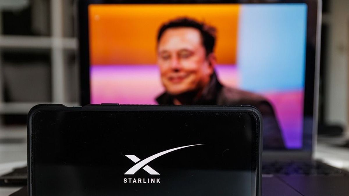 Elon Musk műholdrendszere az ukrán hadviselés gerince – jön az orosz Tejút is