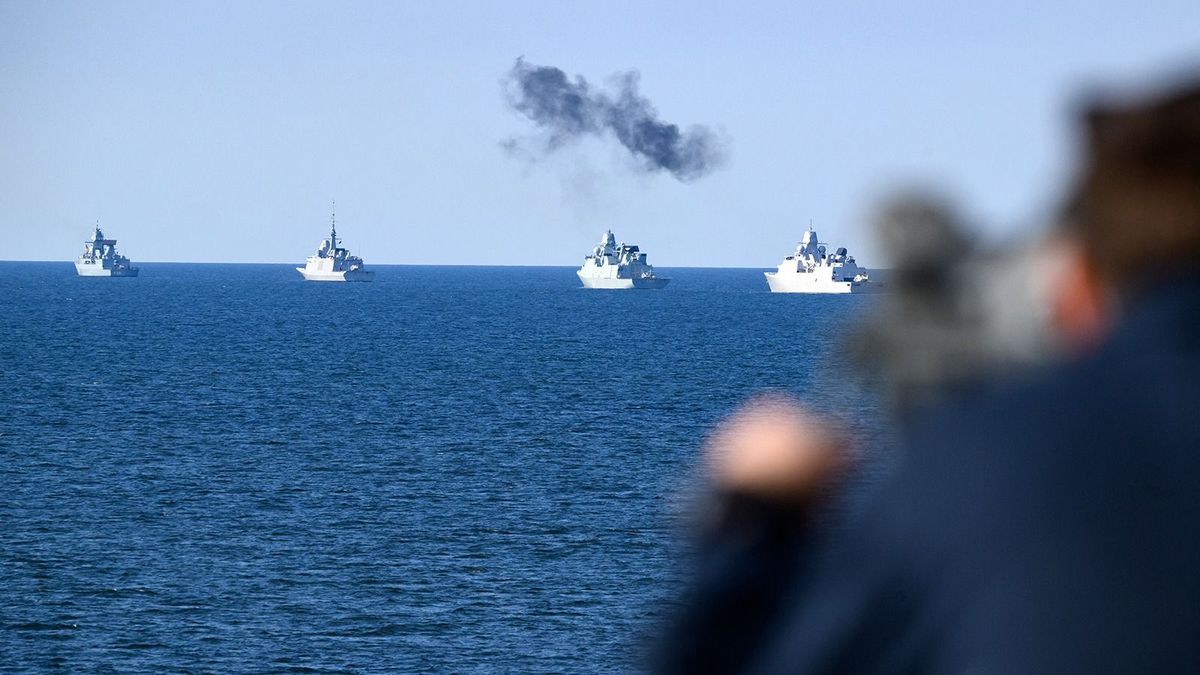 Szabotázsgyanú után fokozza a járőrözést a Balti-tengeren a NATO