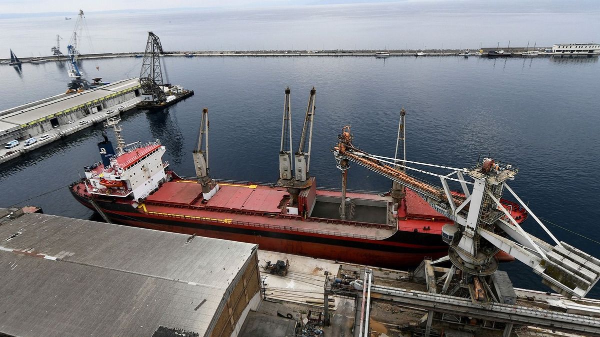 Brutális akcióval szabotálná Moszkva az ukrán gabonaszállítmányok célba érését, a polgári áldozatoktól sem riadnának vissza