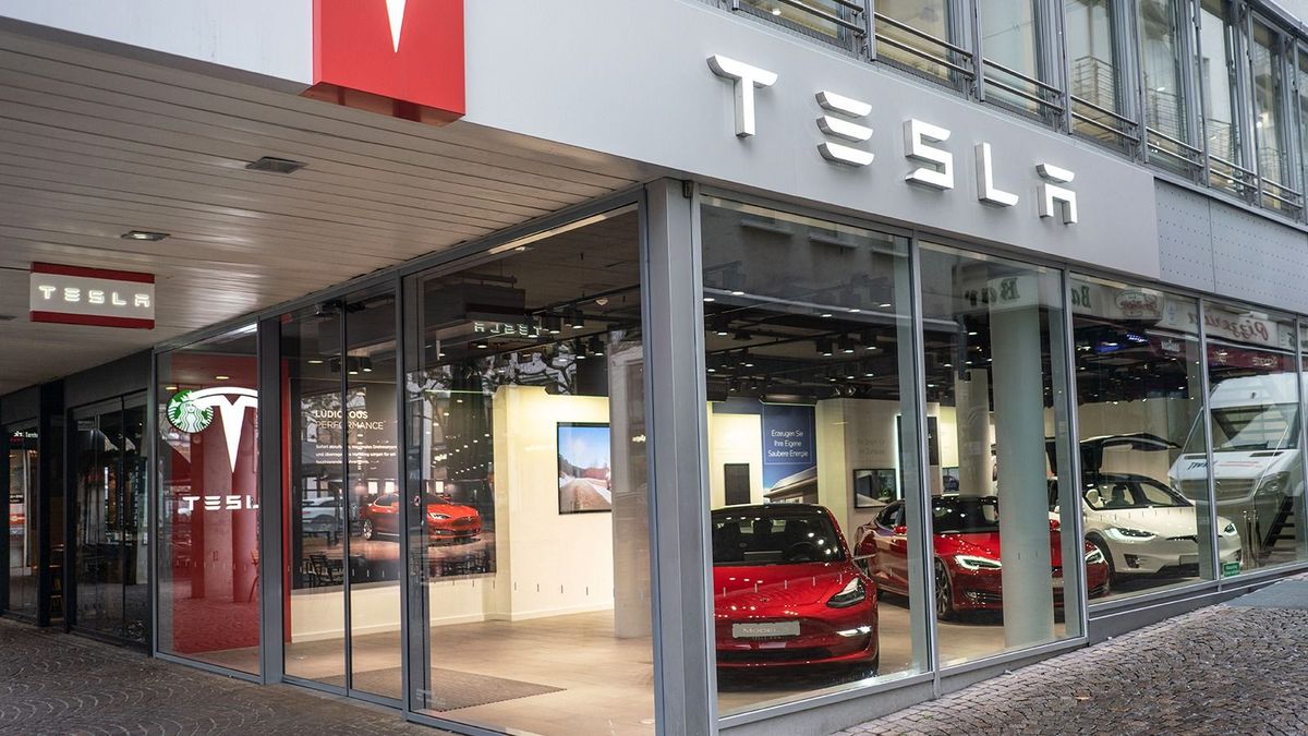 Olcsóbban sem fogy jobban a Tesla, csalódást okozott Elon Musk cége