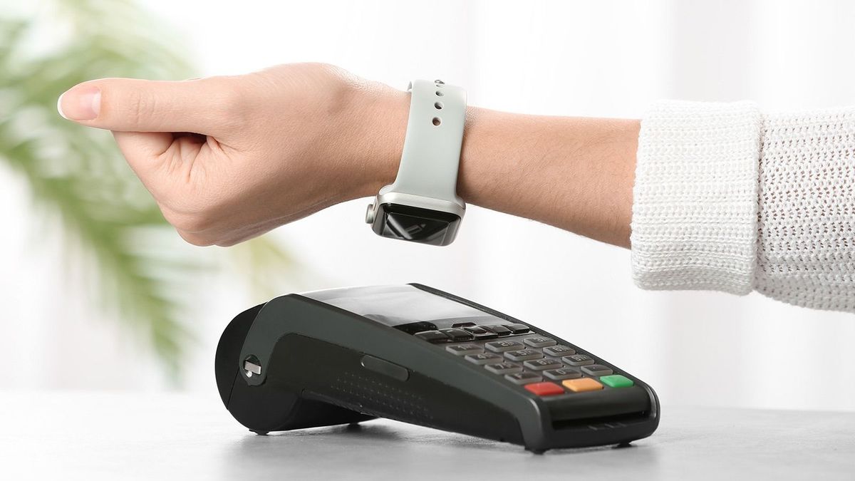 Már okosórával is vehetünk fel készpénzt