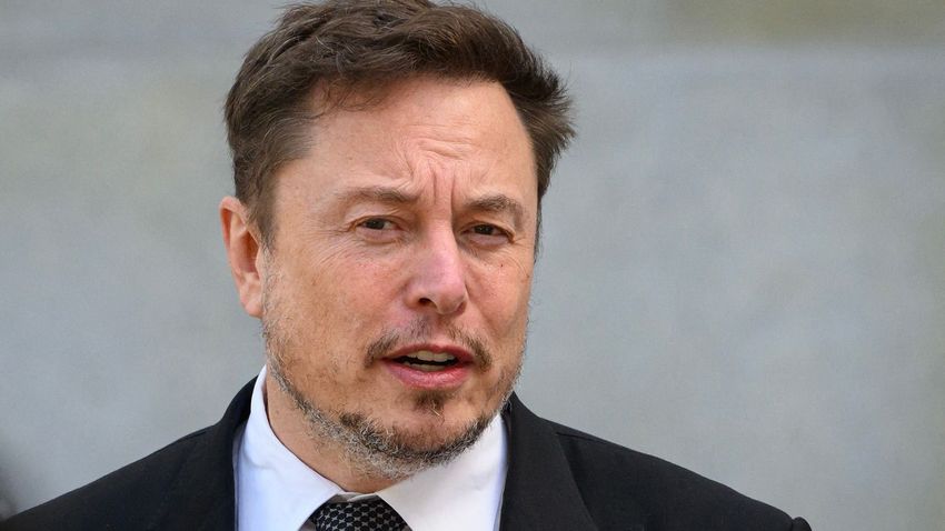 Elon Musk Izraelbe utazik, hogy elmagyarázza mi folyik az X-en