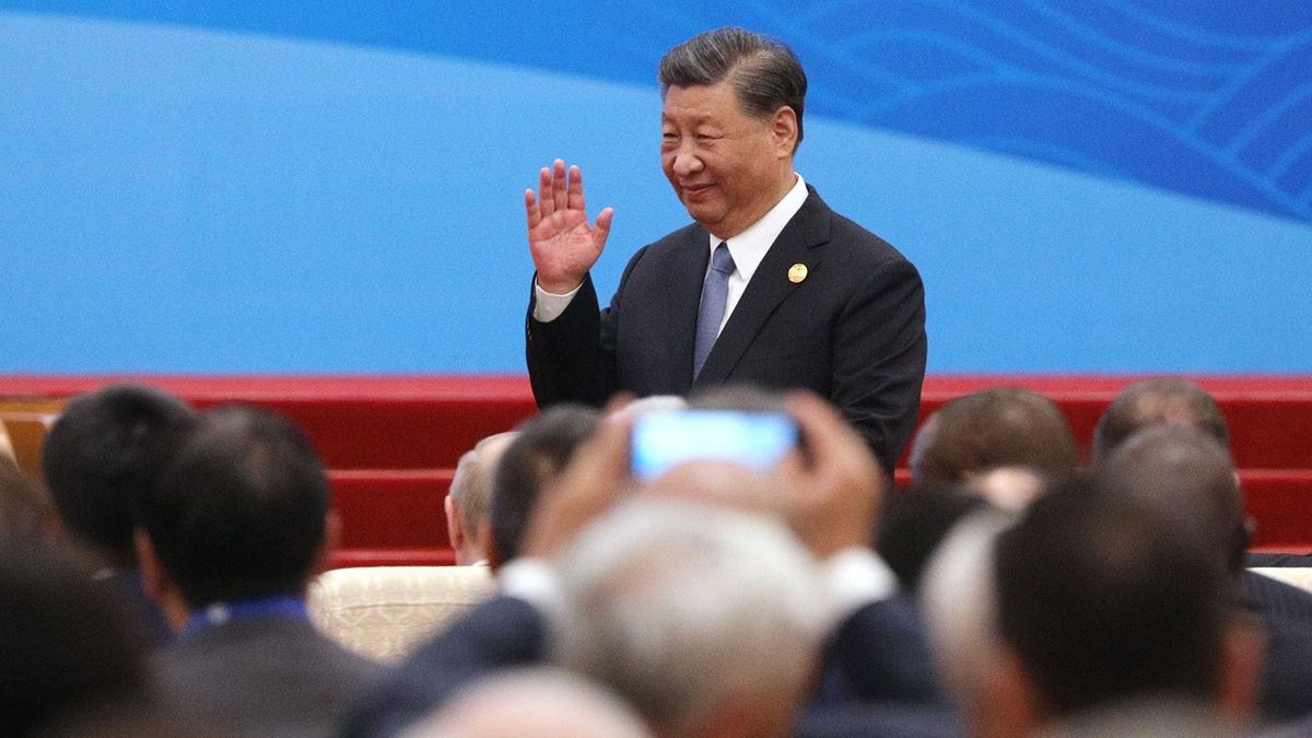 Törésvonalak szabdalják az újratömbösödő világot