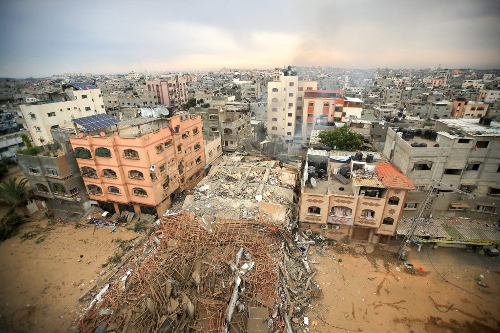 Gaza after the air strike10/09/2023 Gaza, Palestine. A view of the ruins and demolished buildings in the aftermath of the Israeli airstrikes on Gaza on October 9, 2023. (Photo by Mohamed Zaanoun / Middle East Images / Middle East Images via AFP)