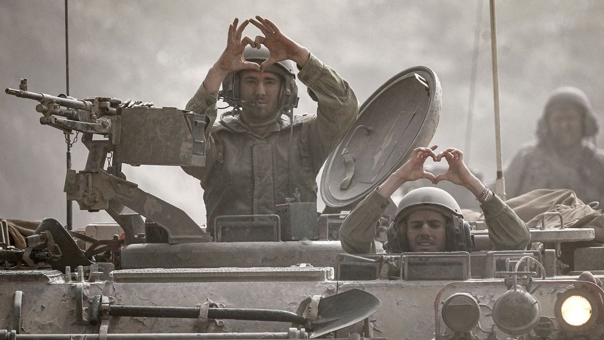 Újabb több mint száz embert mentett ki Izraelből a magyar légierő