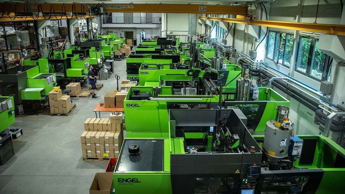 A megrendelései nagy részét elveszítette, most mégis 5 millió euró feletti éves forgalmat produkál egy érdi cég