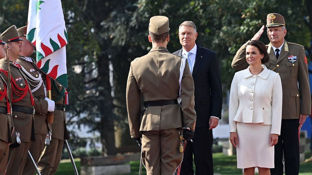 Az izraeli konfliktusról és az orosz-ukrán háborúról is beszélt Novák Katalin és Klaus Johannis