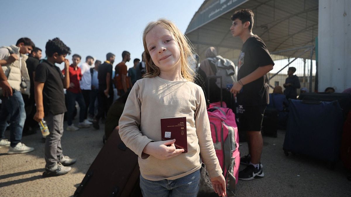 Az izraeli háború friss hírei: Egyiptom megnyitott egy gázai határátkelőt a menekülő külföldiek számára