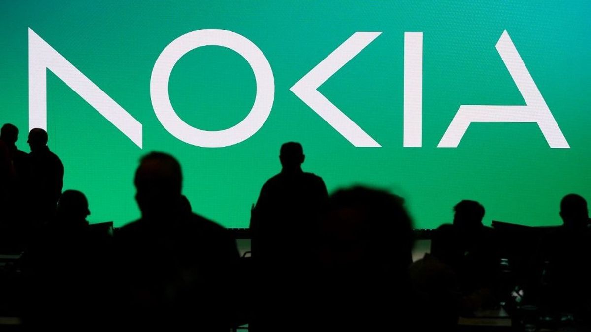A szolgáltatók áthúzták a Nokia számításait, és ennek a dolgozók fizetik meg az árát - Ezrek kerülnek az utcára