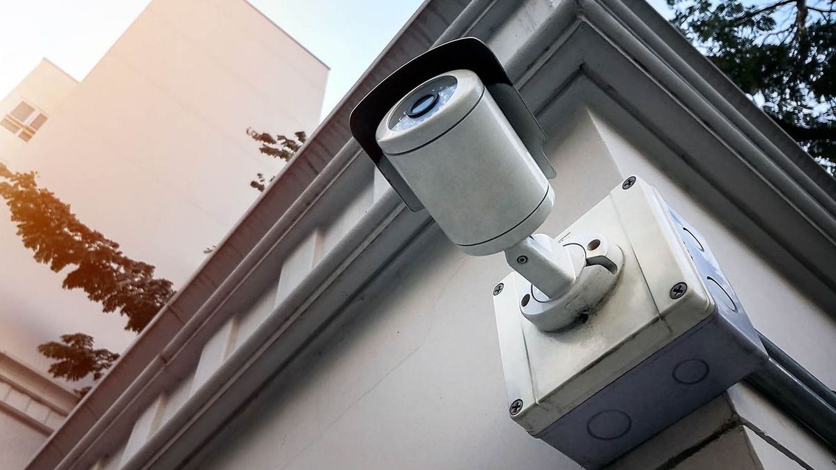 Megszólalt Bagdy Emőke fiának ikertestvére: kamera rögzítette a férfi meggyilkolását