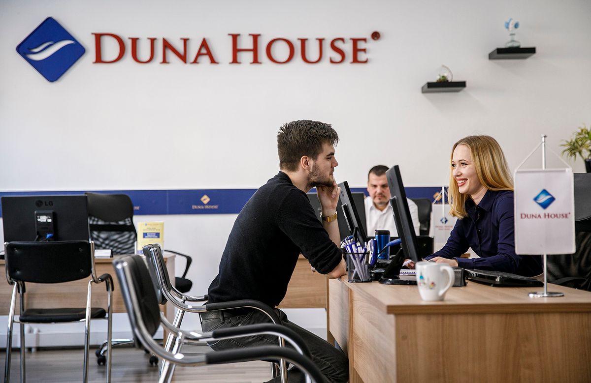 Duna House
