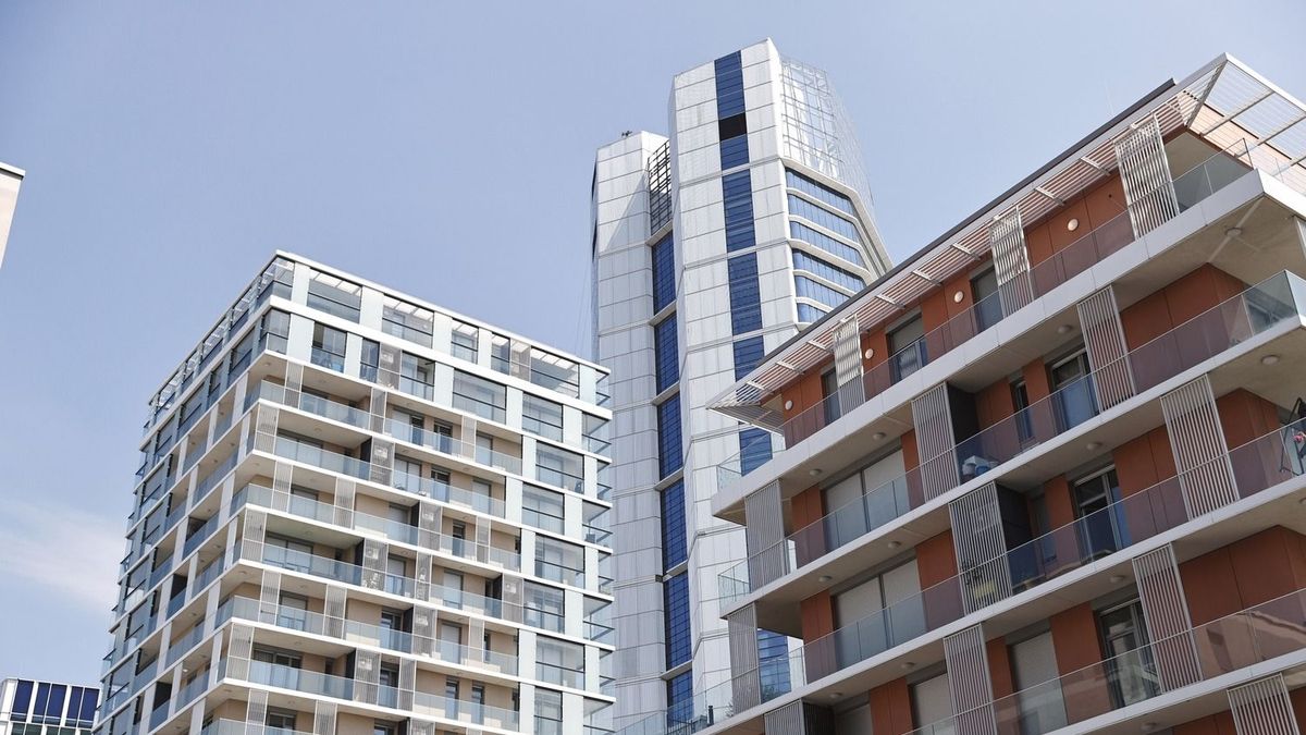 Okkal nem dobják piacra az ingatlanokat tömegesen: kiszállni és beszállni is sokan akarnak most