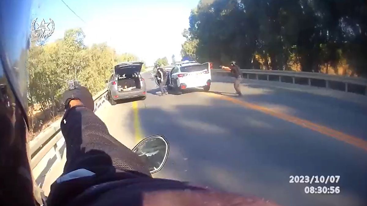 Akciófilmbe illő brutális videót tett közzé az izraeli rendőrség: feltételezett terroristákat lőttek agyon