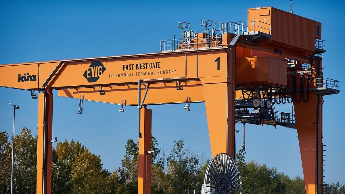 Félmillió négyzetméternyi új vasúti átrakóterület épül Magyarországon