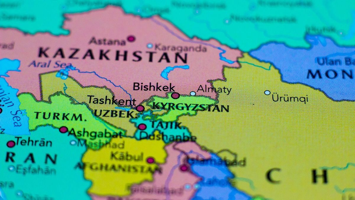 Versenyfutás az uránért: kazahsztáni nyersanyagra fáj a franciák foga