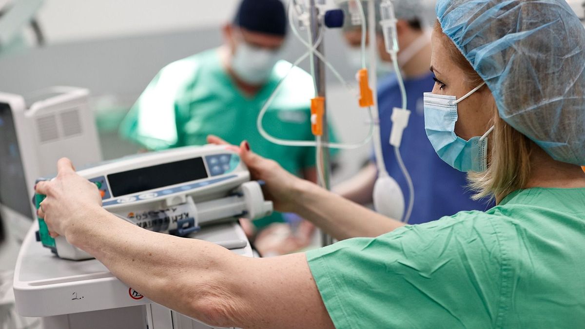 Sosem ültek még ekkora adóssághegyen a hazai kórházak